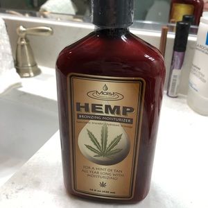 Hemp tinted lotion